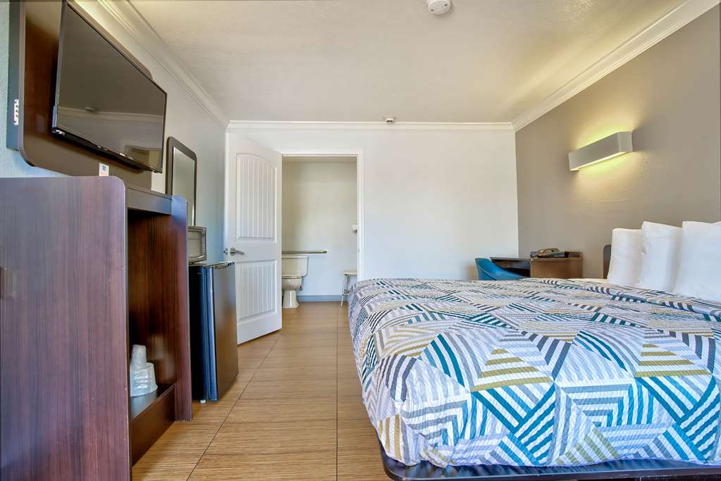 Motel 6 Menifee CA - photo 8