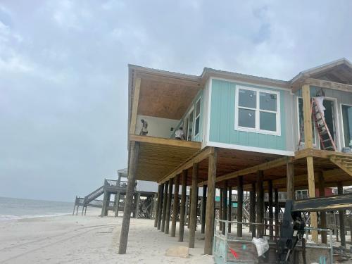Sandy Seaclusion in Dauphin Island, United States
