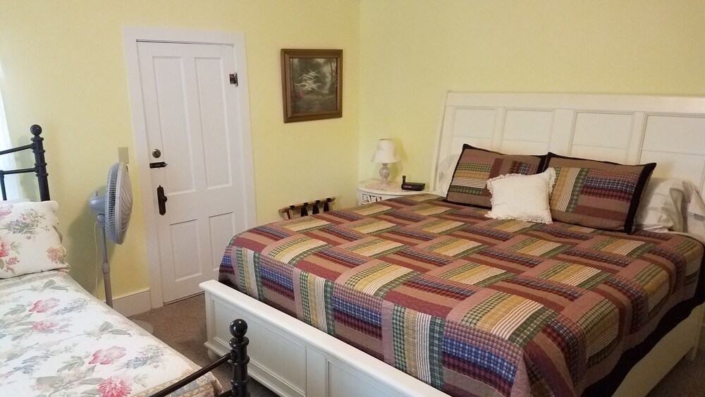 Ozark Country Inn - photo 11