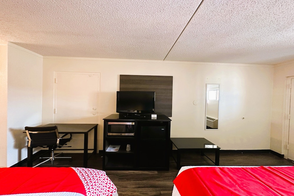 Knights Inn at Lackland Afb San Antonio - photo 20