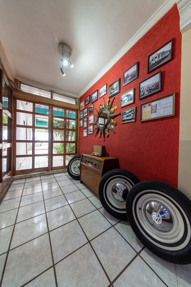 Hotel Canada — hotel in Quetzaltenango