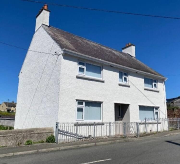 Anglesey Home by the Sea — 4-Star Luxury Hotel in Amlwch, United Kingdom