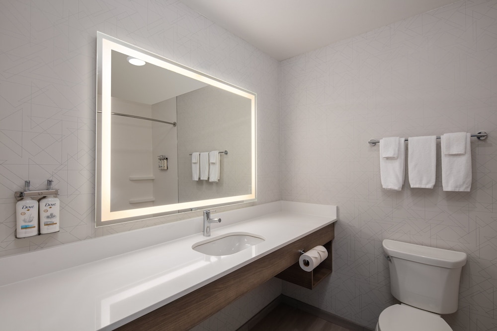 Holiday Inn Express Bothell by IHG - photo 12