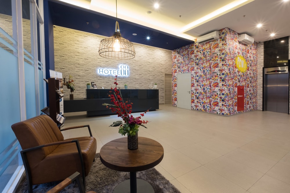 Hotel 88 Bekasi By WH — Bekasi — photo 2