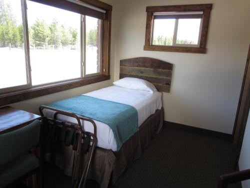Al's Westward Ho Motel - photo 5