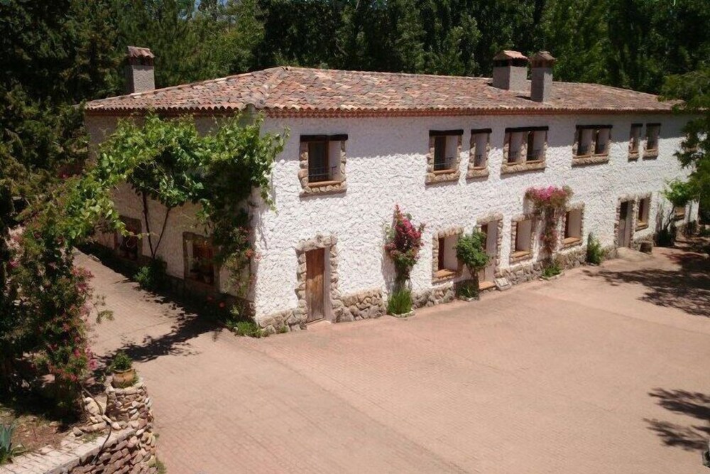 Casas Rurales El Molino De Iramala - carbon neutral hotel in Salobre