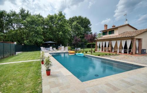 Nice Home In Castiglion Fiorentino — 4-Star Luxury Hotel in Castiglion Fiorentino, Italy