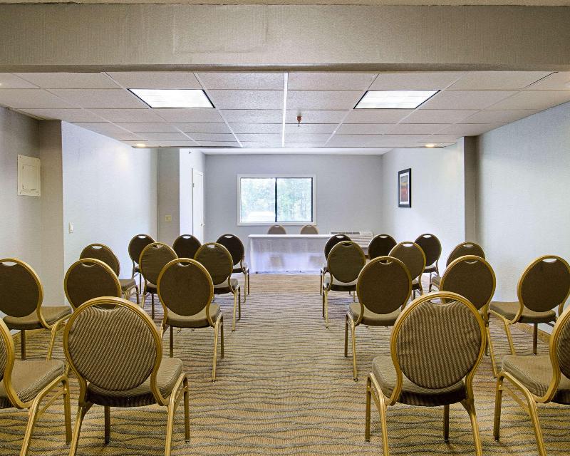 Quality Inn & Suites - photo 49