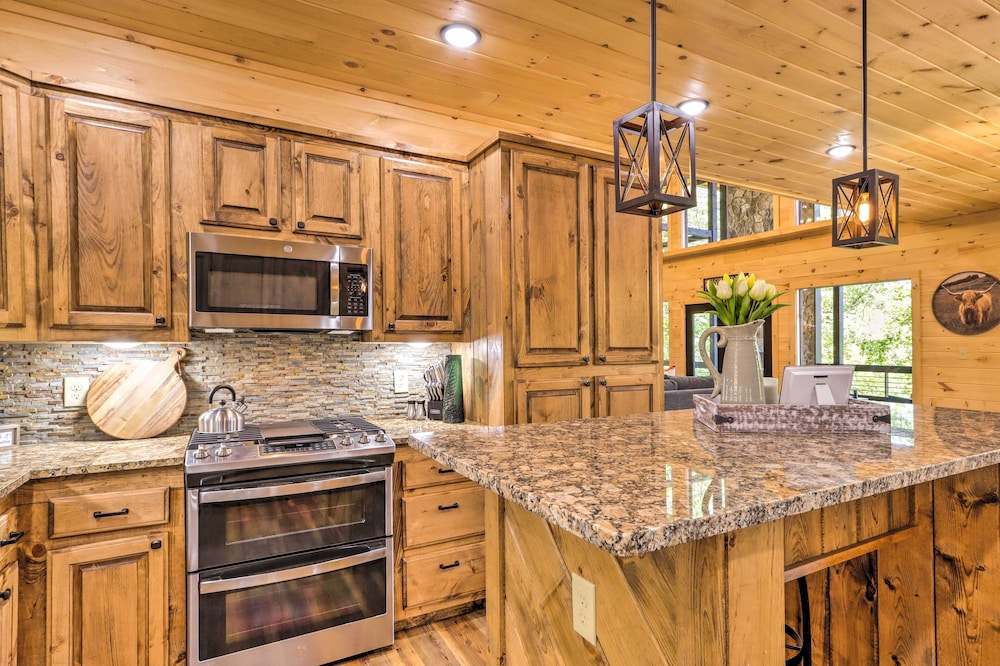 Riverfront Blue Ridge Escape with Scenic Views in Blue Ridge, United States