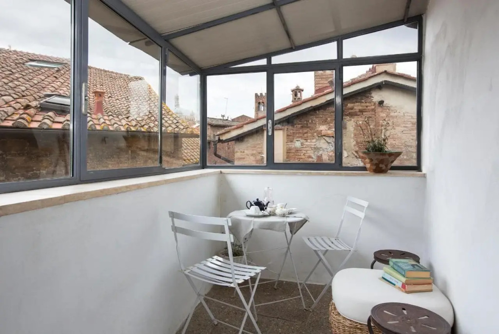Residence Paradiso — 4-Star Luxury Hotel in Siena, Italy