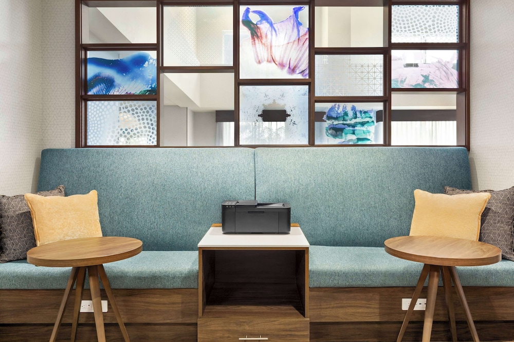 Hampton Inn & Suites Oroville - photo 26