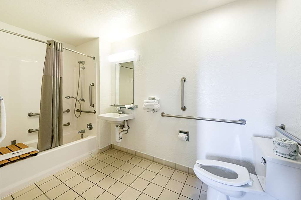 Motel 6 Mcallen TX - photo 19