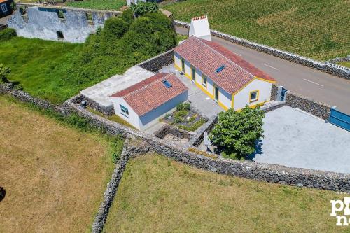 Recanto Das 5 by Pontanegraazores in Angra Do Heroismo, Portugal