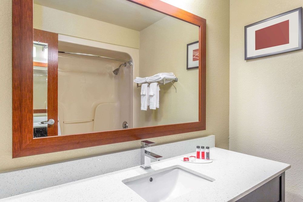 Days Inn by Wyndham Blairsville - photo 8
