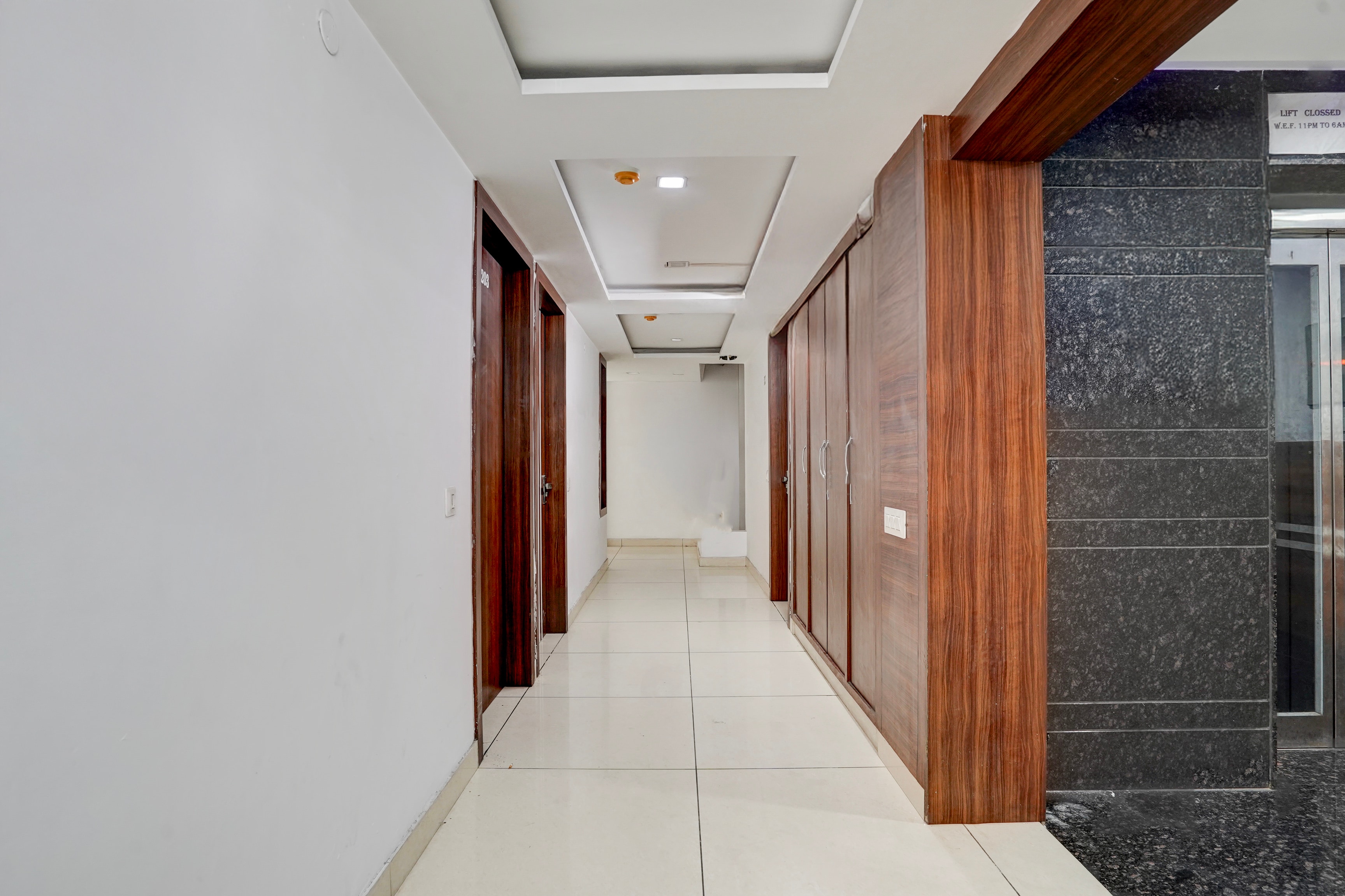 Hotel Galaxy by Oyo Rooms — Bathinda — photo 2