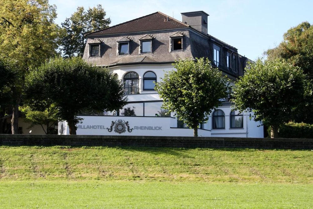 Villahotel Rheinblick — carbon neutral stay, Koeln