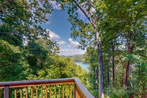 Lakeview Hideaway - last minute hotel in Ellijay
