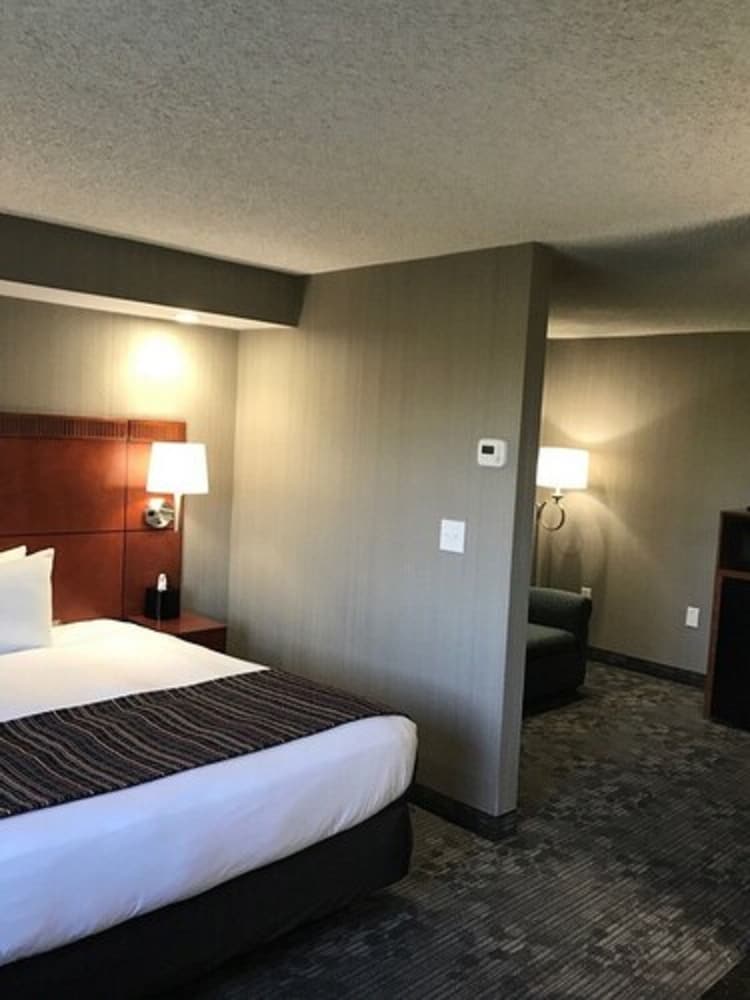 Country Inn & Suites by Radisson Delta Park North Portland - photo 14
