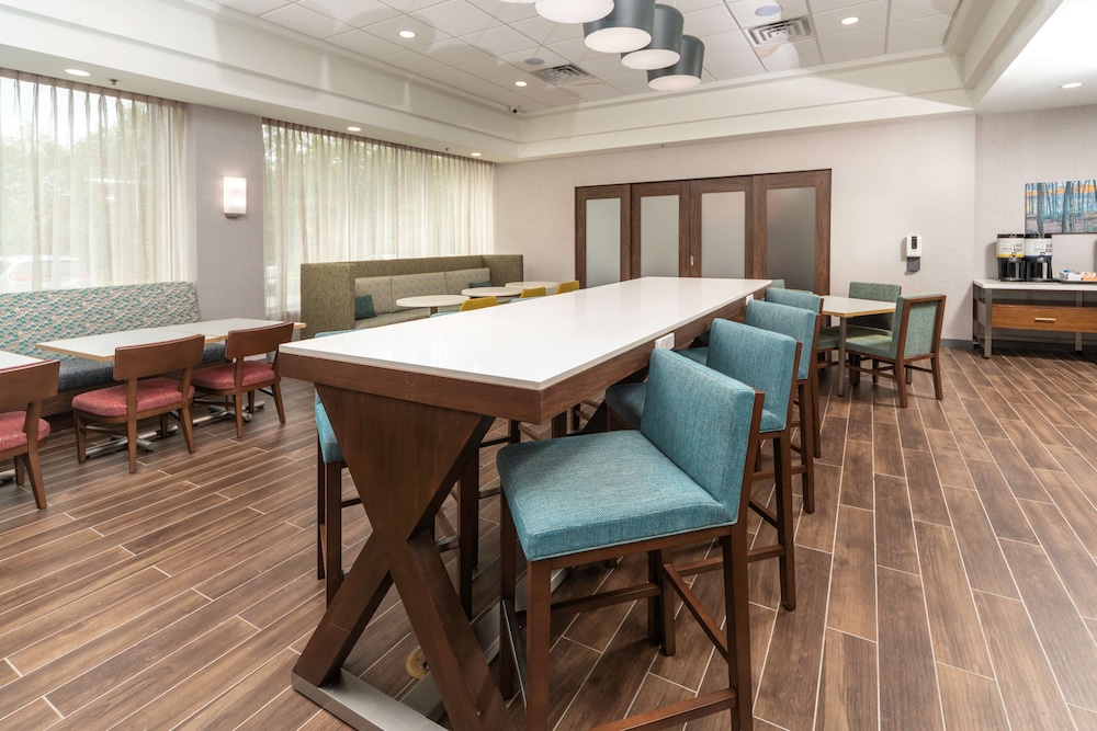Hampton Inn Swedesboro Philadelphia - photo 52