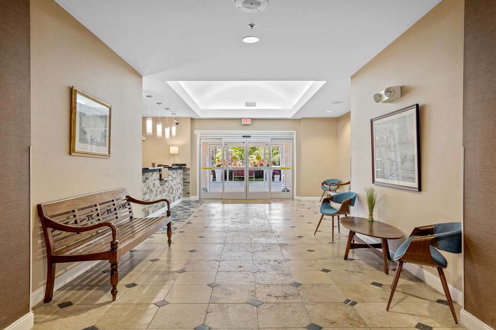 Blue Water Inn Suites BW Signature Collection - photo 47
