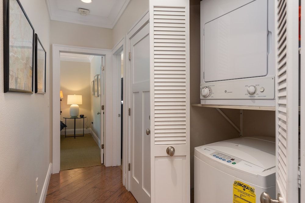 2708_Chateaux_Dumont_3Bed_Platinum - photo 14