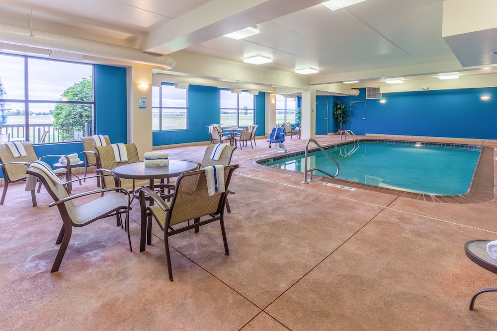 Holiday Inn Express Hotel & Suites Bowling Green by IHG - photo 24