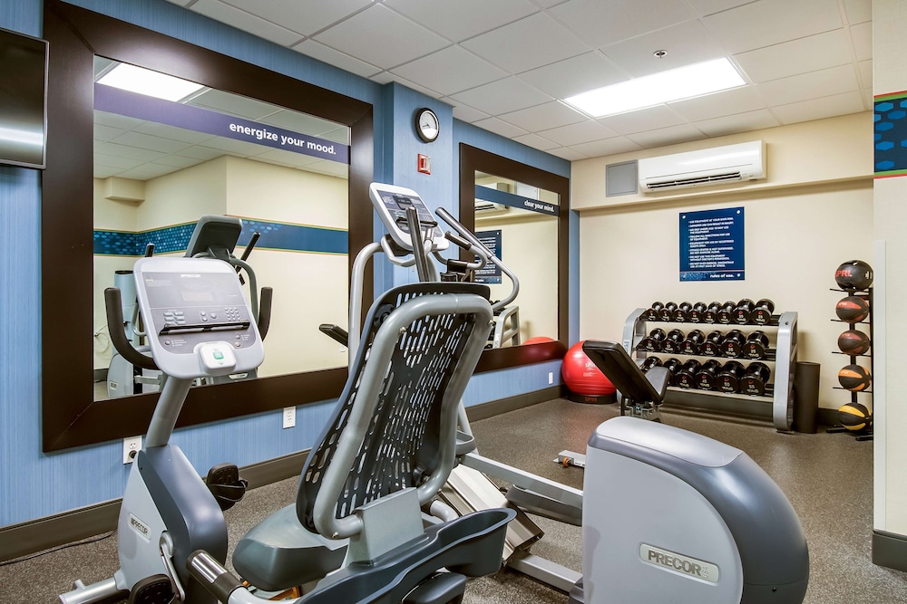 Hampton Inn Columbus West - photo 13