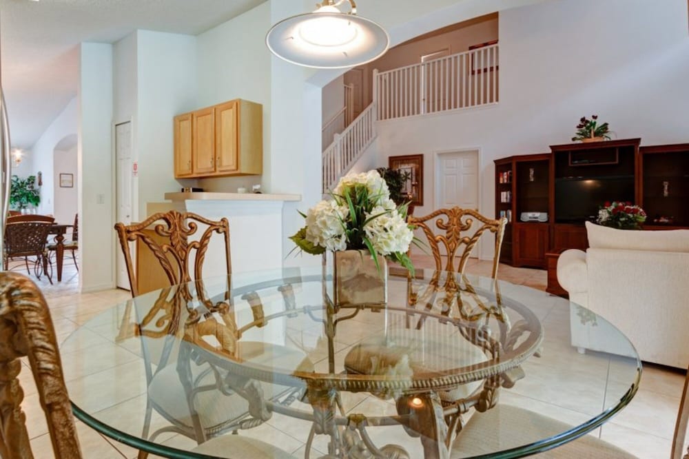 SKC Villa Emerald Island Resort - photo 16