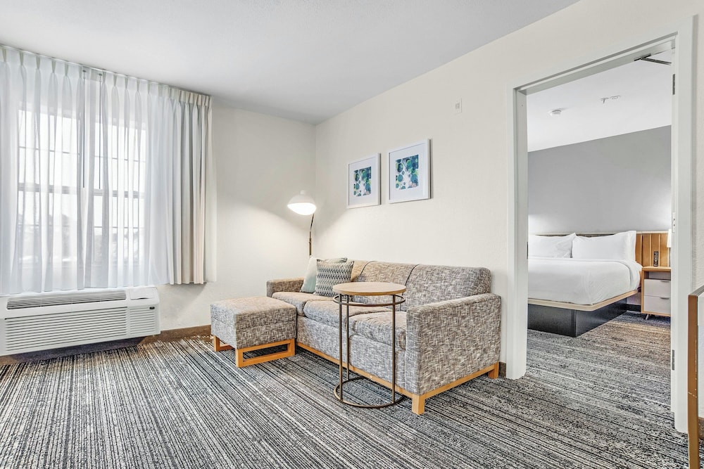 TownePlace Suites By Marriott Mobile - photo 13