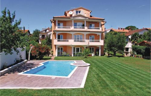 2 Bedroom Awesome Apartment In Novigrad — 4-Star Luxury Hotel in Novigrad, Croatia