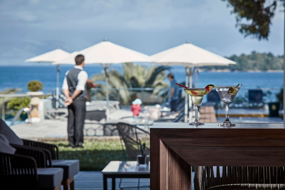 מזון ומשקאות