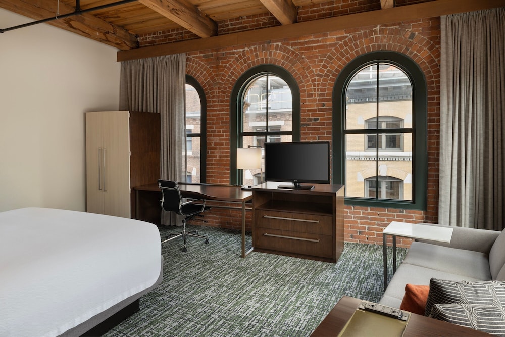 Residence Inn by Marriott Boston Downtown Seaport - photo 24