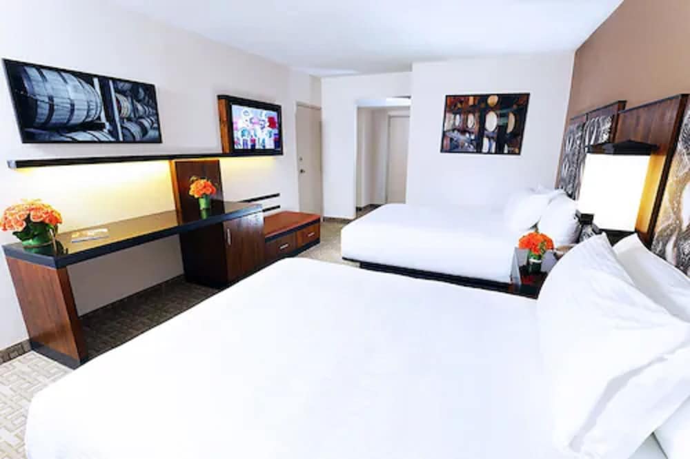 Whiskey Pete's Hotel & Casino - photo 4