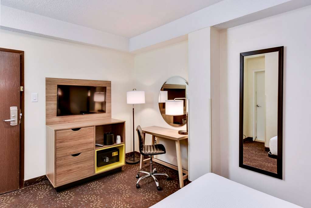 Days Inn by Wyndham Washington DC Connecticut Avenue - photo 17