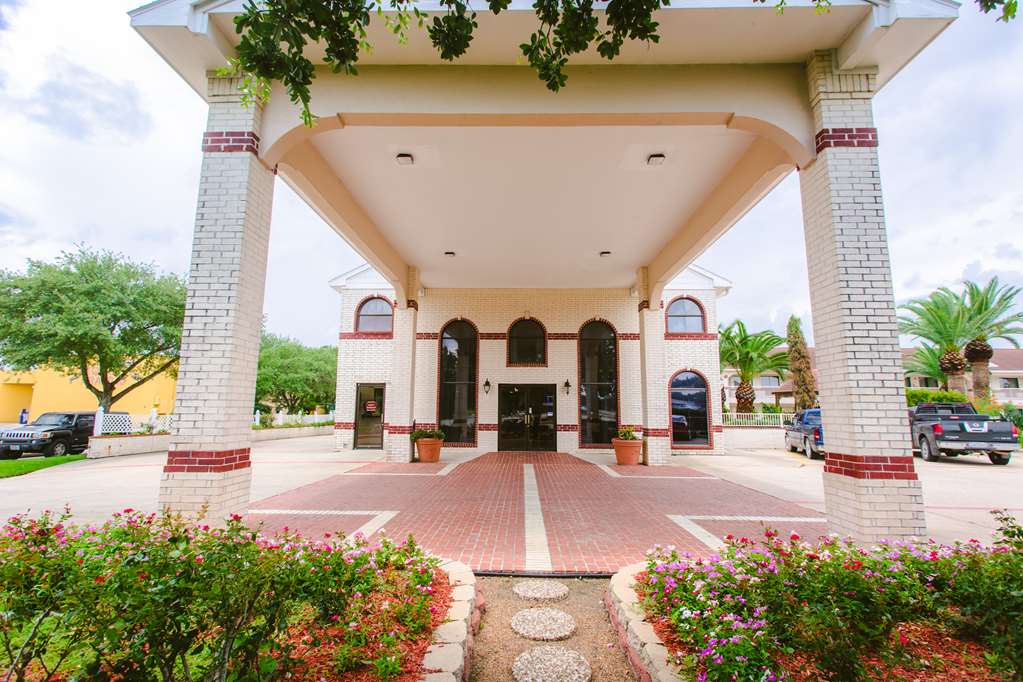 Best Western Pearland Inn - photo 9