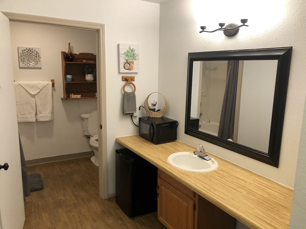 Brownsville Motel - photo 114