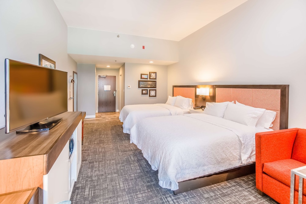 Hampton Inn Pensacola Beach - photo 29