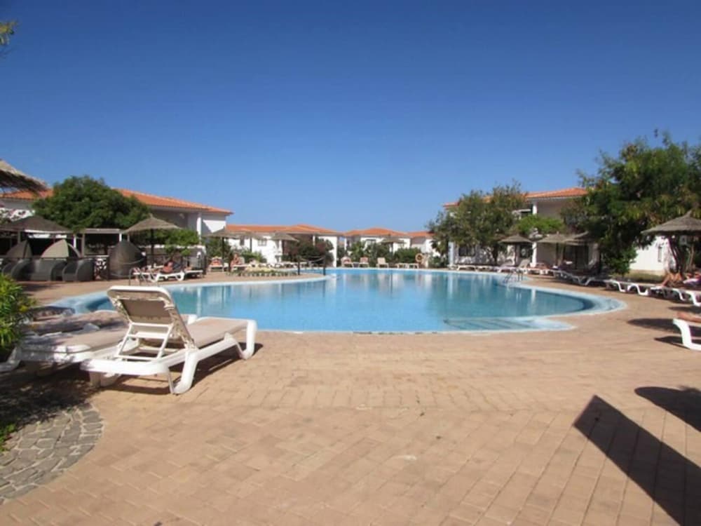 Charming 2 bed Apartment Tortuga Beach Resort in Santa Maria, Cape Verde