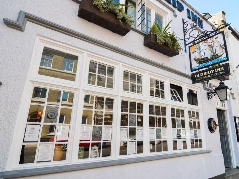 Old Ship Inn in Dorchester, United Kingdom