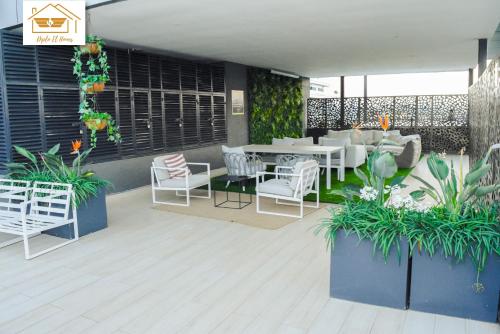 Elegant 2 bedroom in Riverside Square — 4-Star Luxury Hotel in Nairobi, Kenya