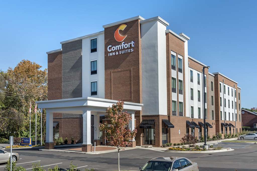 Comfort Inn & Suites Downtown near University in Tuscaloosa, United States