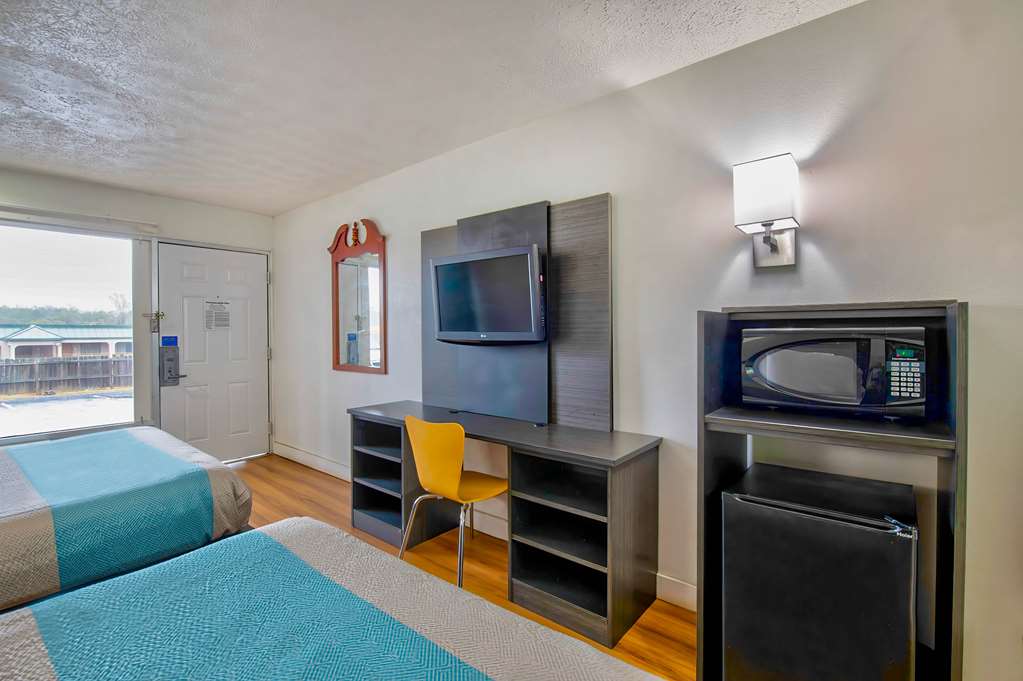 Motel 6 Byron GA - photo 9