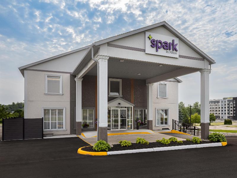 Spark By Hilton Woodstock — Woodstock — photo 4