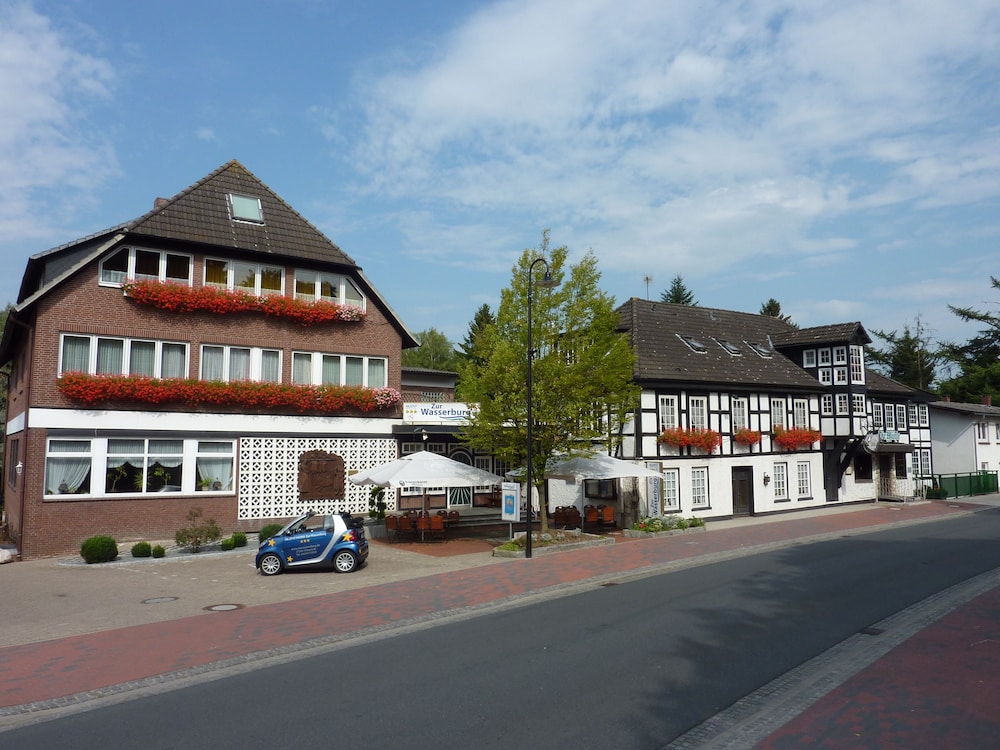 Akzent Hotel Zur Wasserburg — Harpstedt