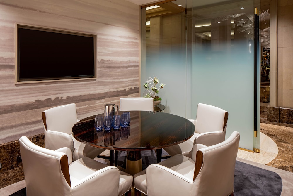 Hotel Crescent Court - photo 61
