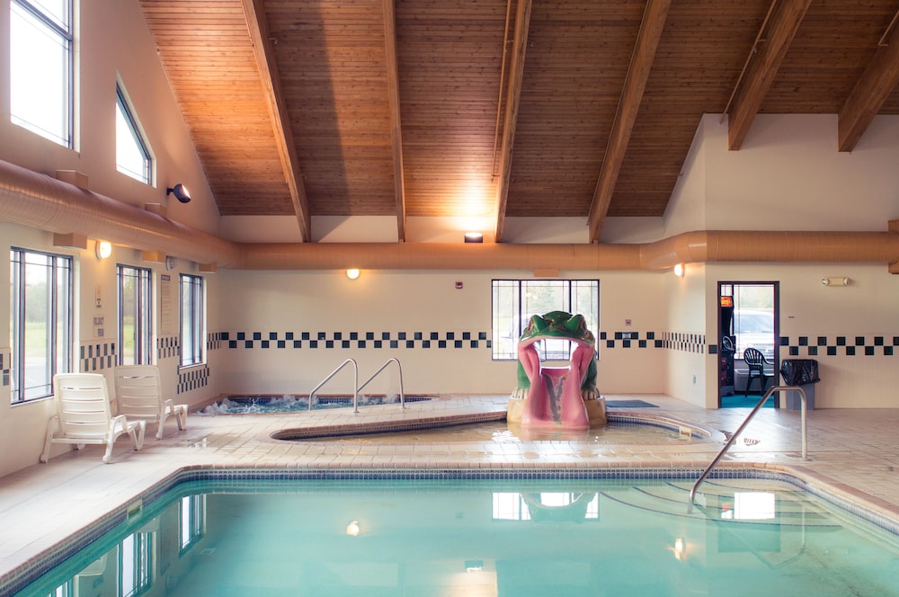White Oak Inn & Suites - featured photo