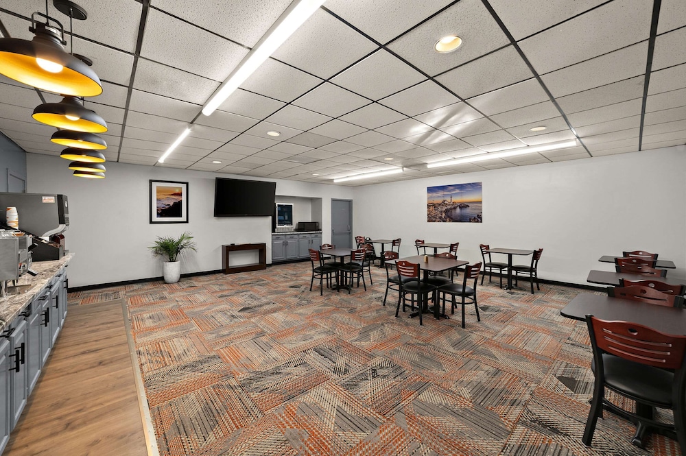 Quality Inn & Suites Caribou - photo 54