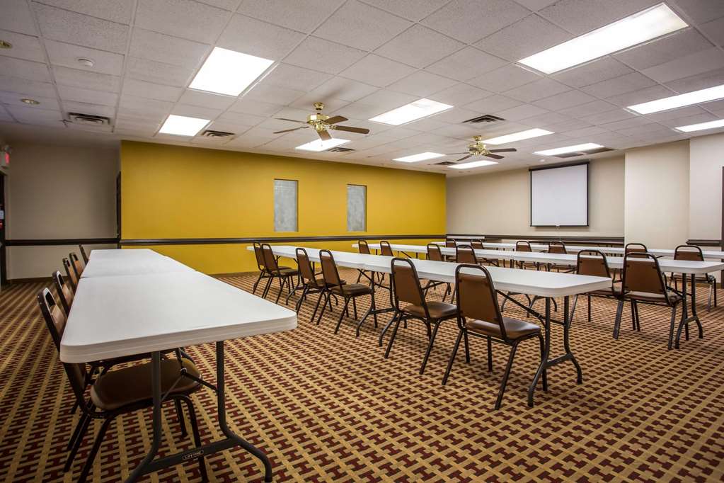 Econo Lodge Salisbury South - photo 42