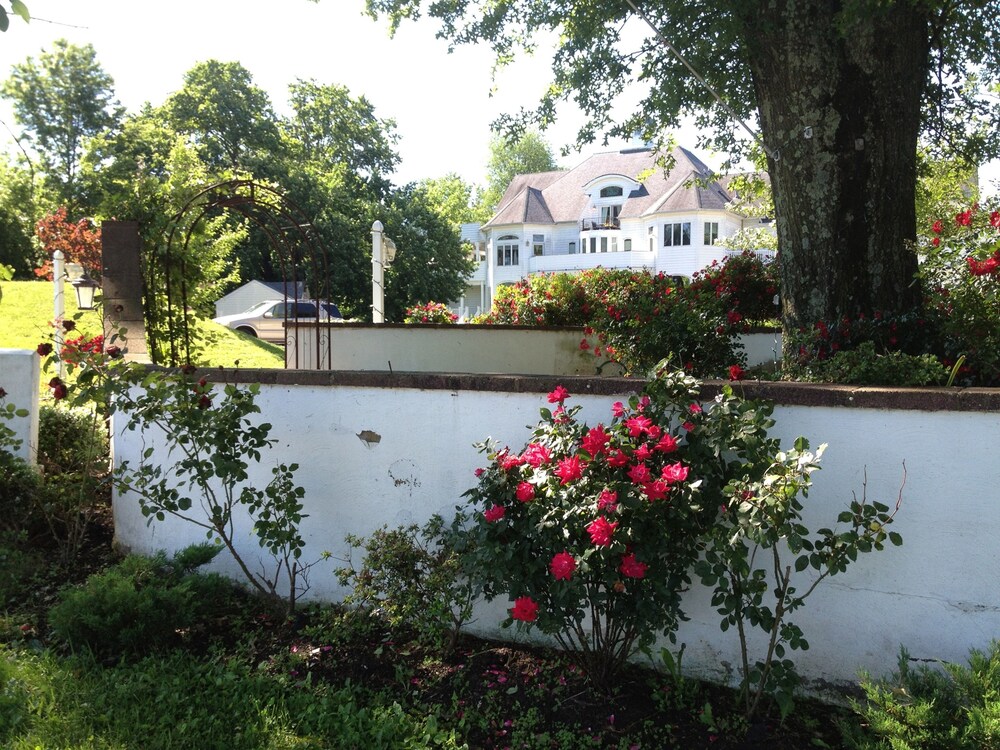 The Columbia Inn at Peralynna Manor - photo 61