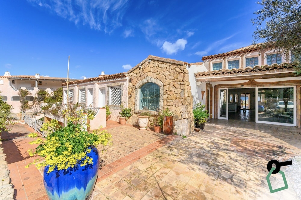 Hotiday Room Collection Porto Cervo in Arzachena, Italy